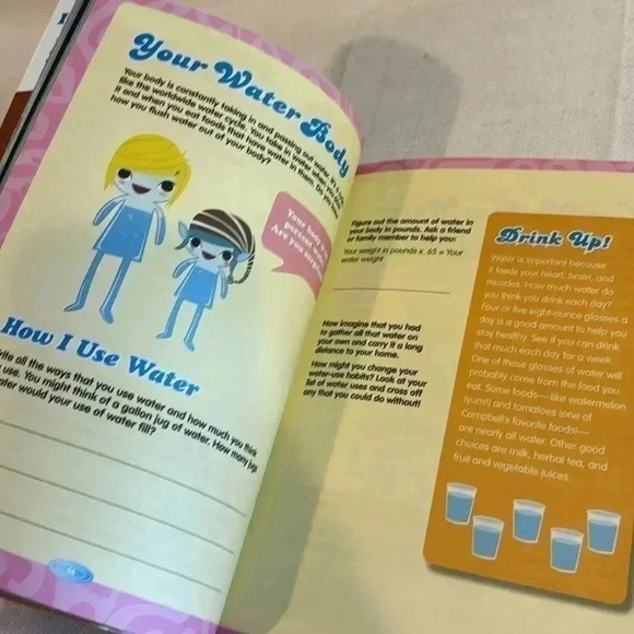 Girl Scouts WOW book (Wonders of Water) GUC - Picture 4 of 6